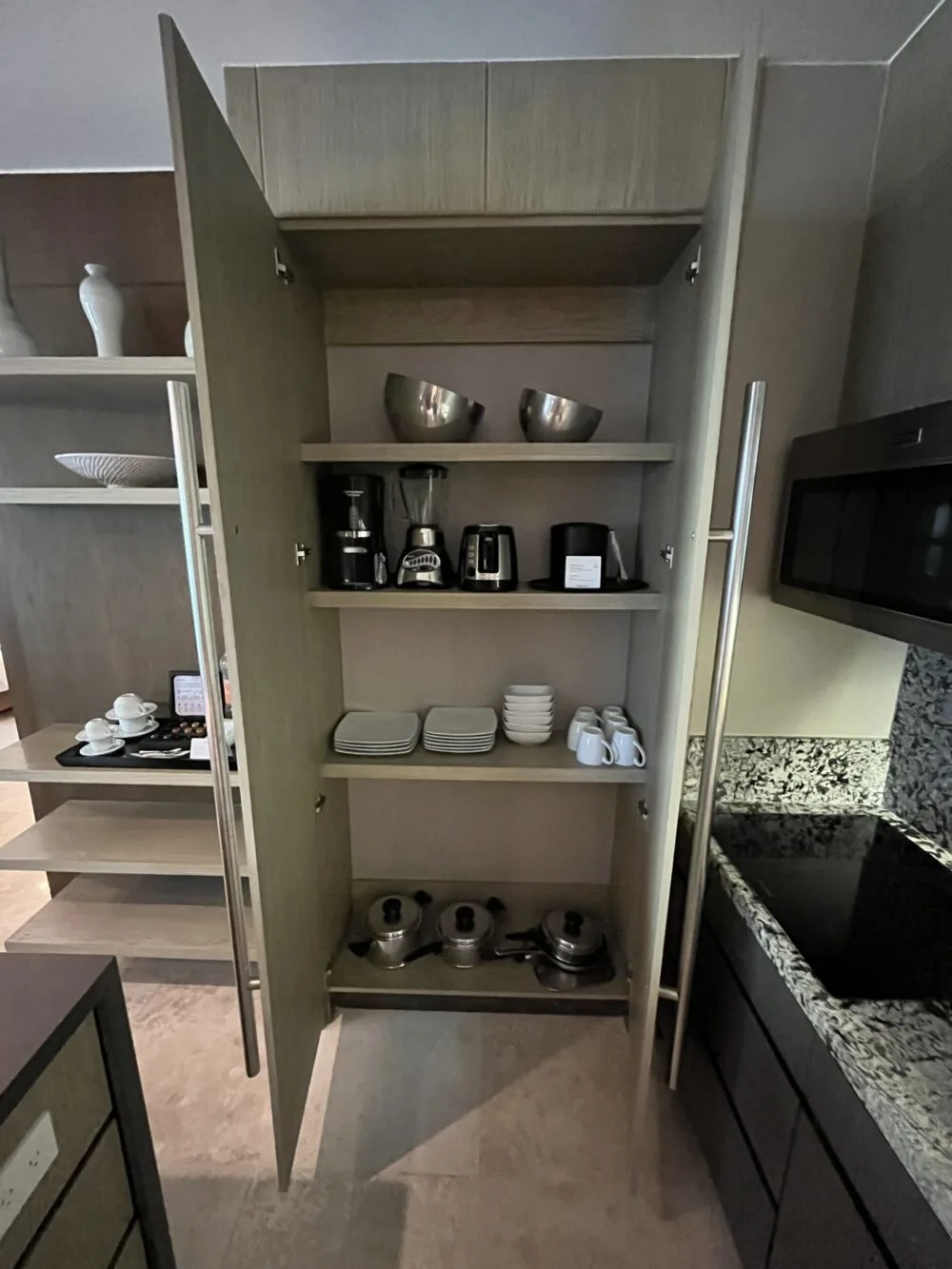 The open pantry in the 1 bedroom suite at the Vidanta Grand Luxxe