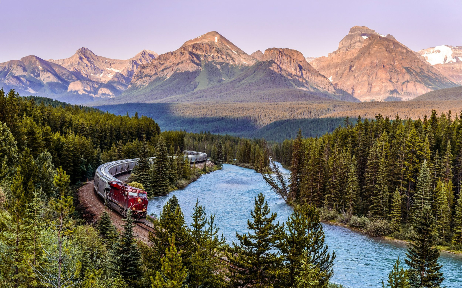 How to Travel Europe by Train: A Foolproof Guide for 2023