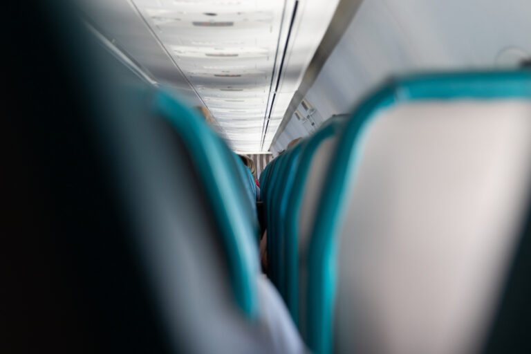 Which Airlines Fly To Hawaii