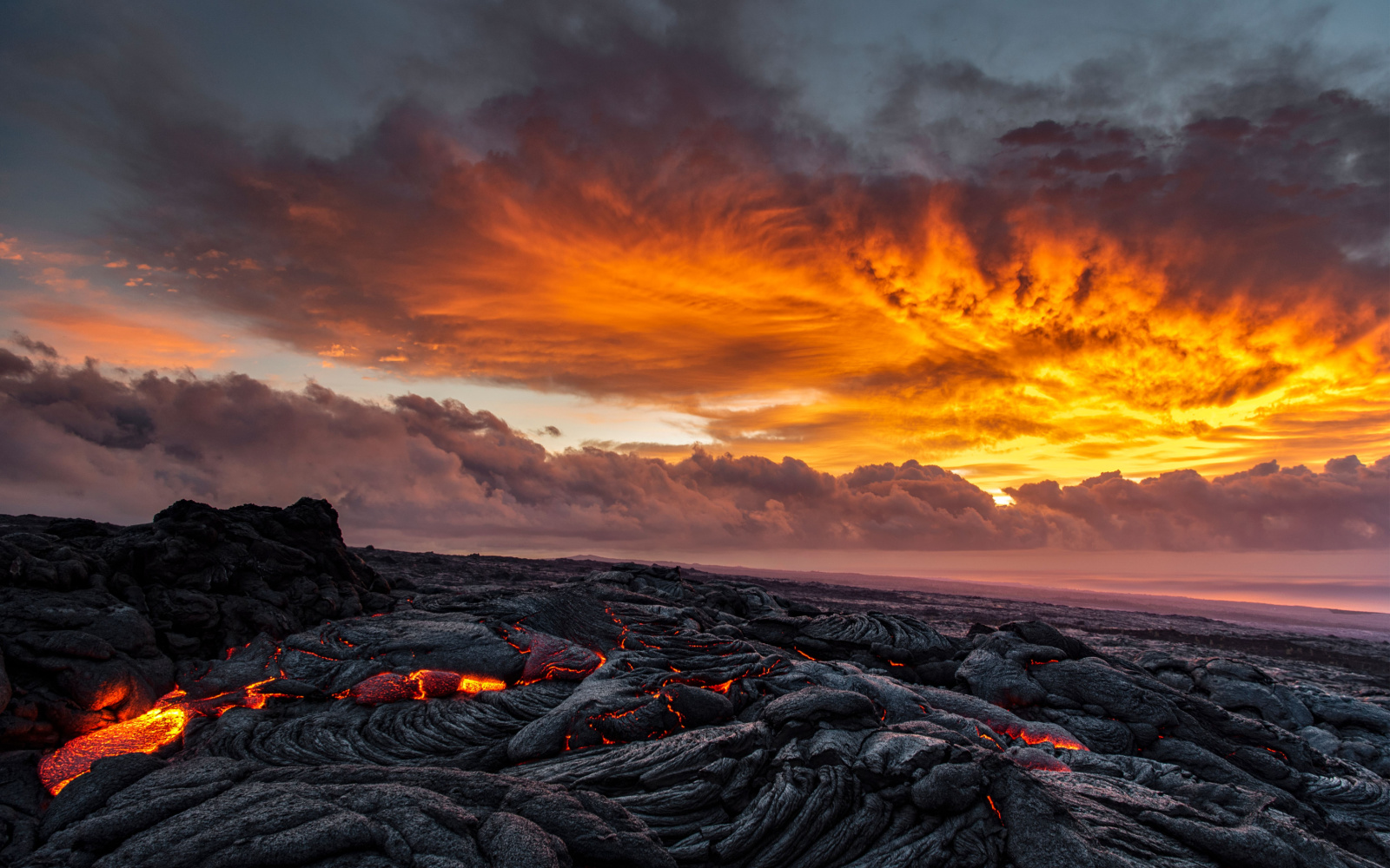 The Best & Worst Times to Visit Kilauea in 2024