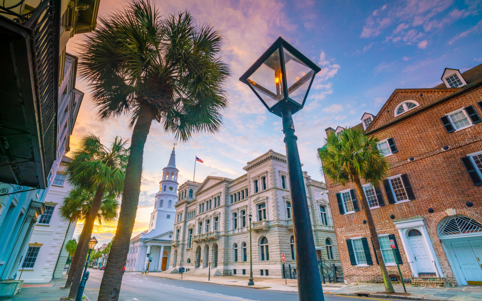 The Best & Worst Times to Visit Charleston, SC in 2024