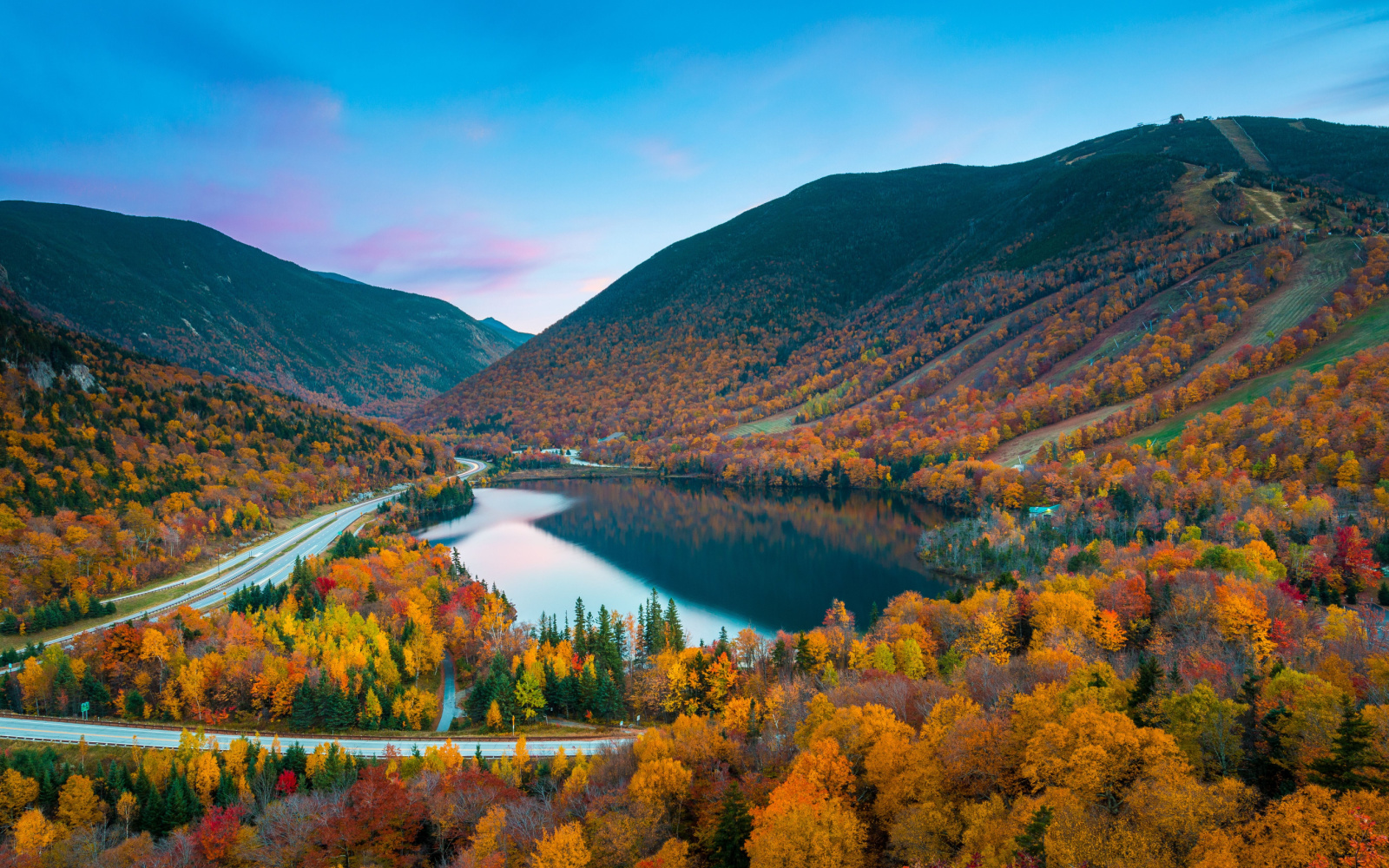 The Best & Worst Times to Visit New Hampshire in 2024