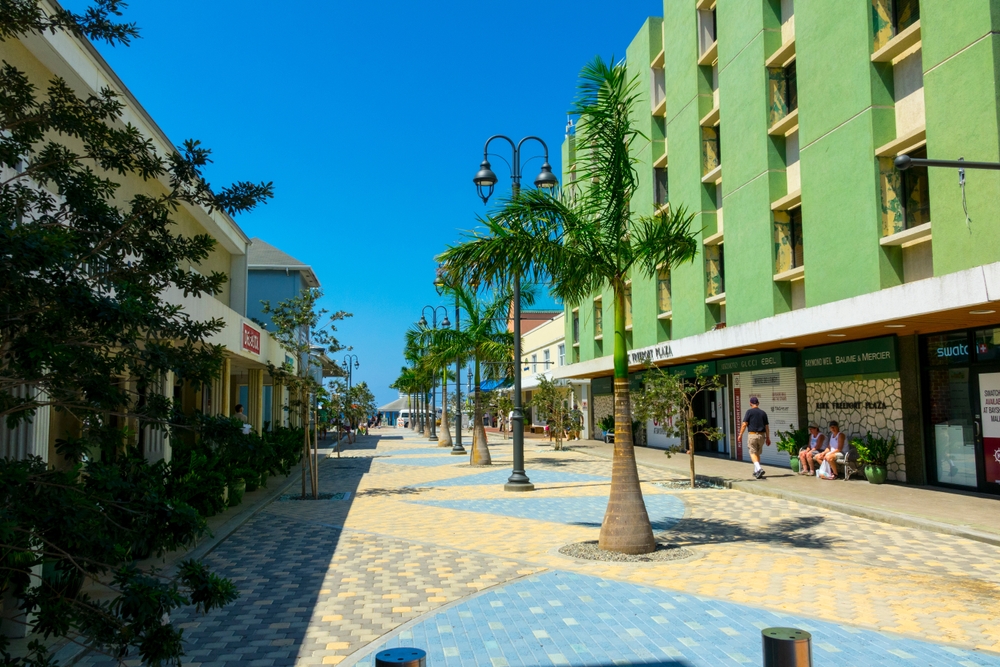 Photo of an empty street in Georgetown pictured during the least busy time to visit the Cayman Islands
