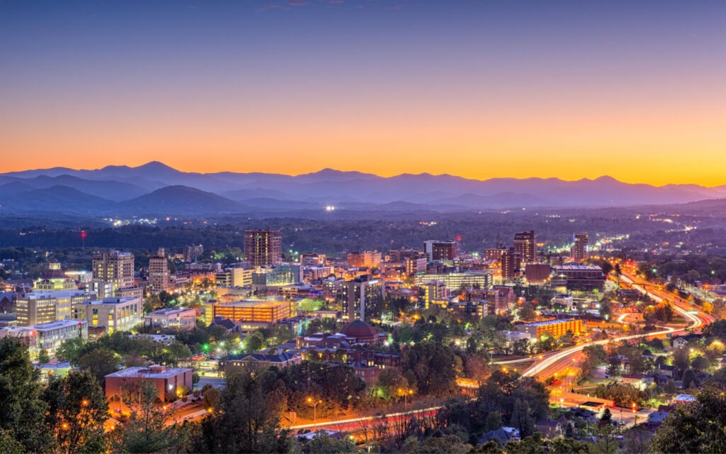 The Best Worst Times To Visit Asheville NC In 2024   Shutterstock 737601160 1024x640 