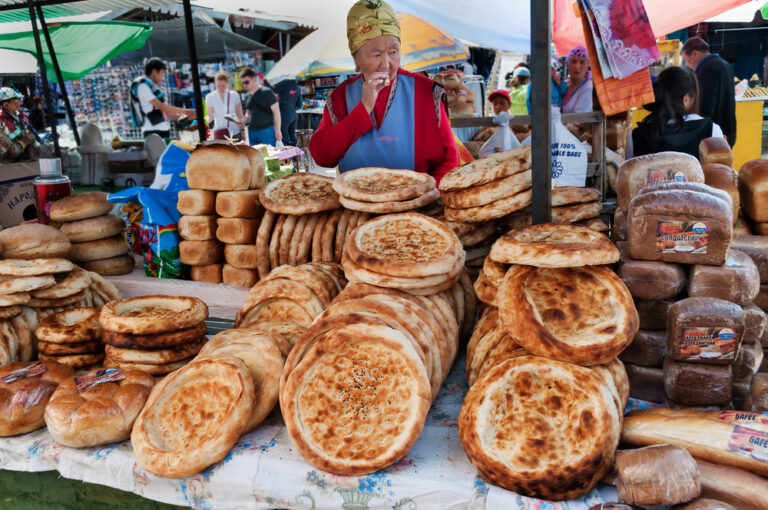 📅 The Best & Worst Times to Visit Kyrgyzstan in 2025 (Our Take)