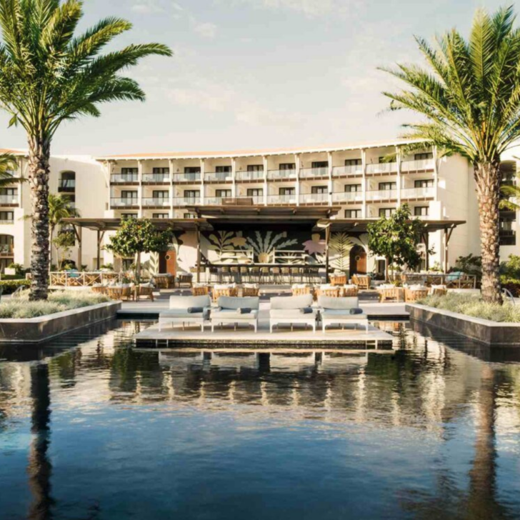 Unico 20°87° Review: A Perfect Blend of Relaxation and Luxury Featured image for a review on the Unico 20 87 Riviera Maya resort (1)