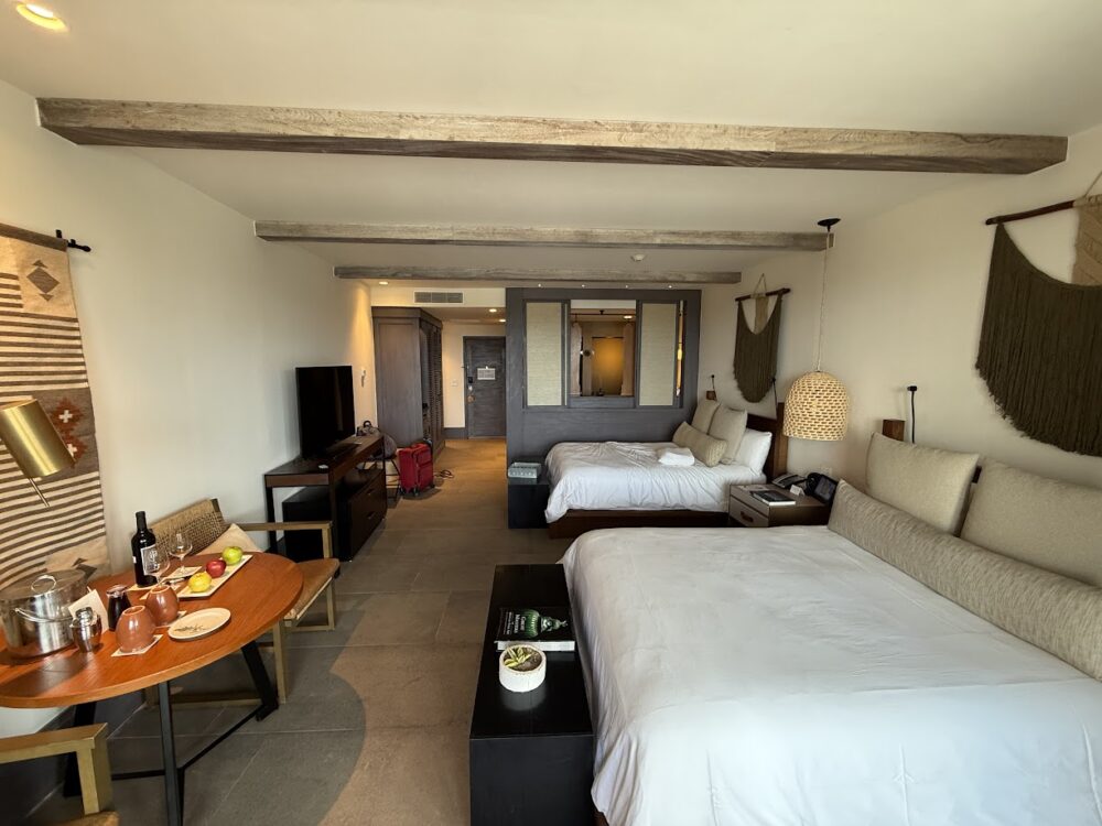 unico oceanview suite