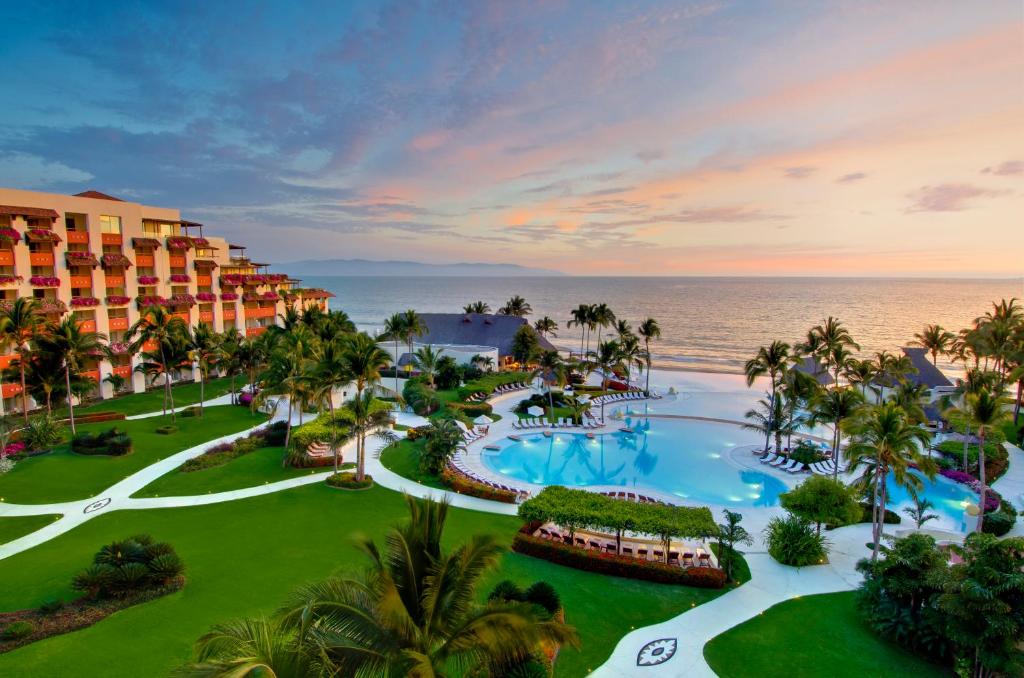 Grand Velas Riviera Nayarit: A Luxury All-Inclusive That Lives Up to the Five Diamonds
